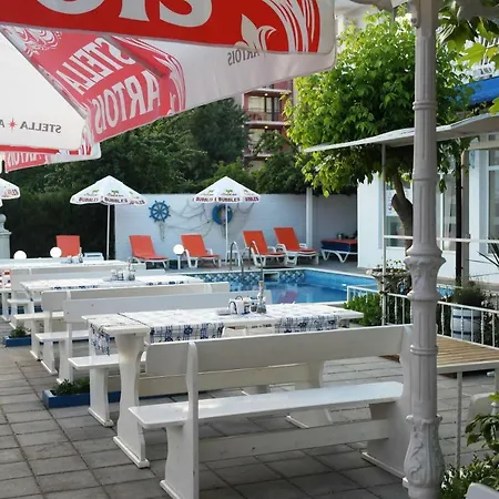 Prestige House فندق