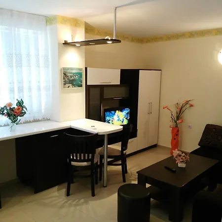 Prestige House Hotel 3*