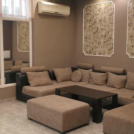 Prestige House Hotel 3*